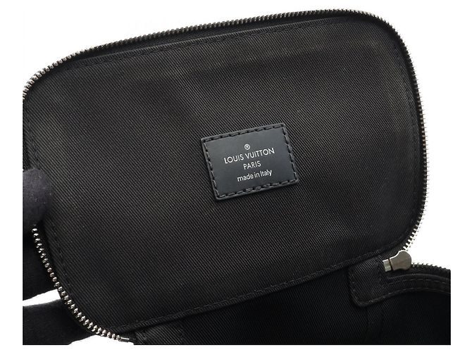 Borsa a mano Louis Vuitton Cube de Orangement PM Nero - vista 8