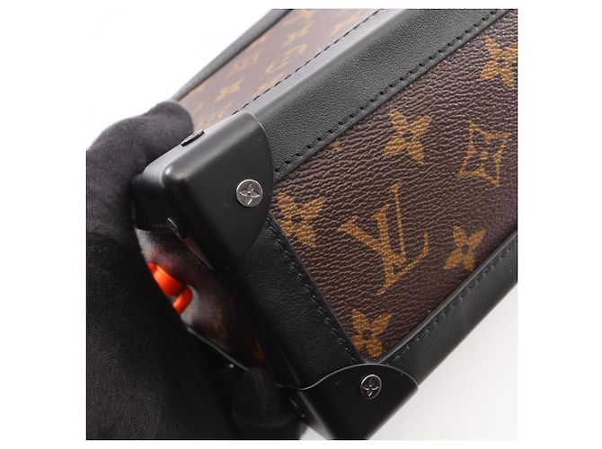 Borsa a tracolla Soft Trunk Louis Vuitton Marrone Nero - vista 8
