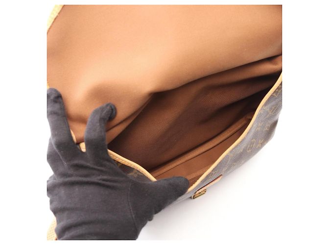 Borsa a Spalla Louis Vuitton Saumur 30 Marrone - vista 3