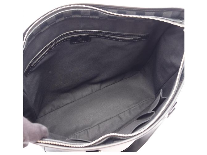 Louis Vuitton Tadao PM Tote/Borsa a 2 vie Nero - vista 3