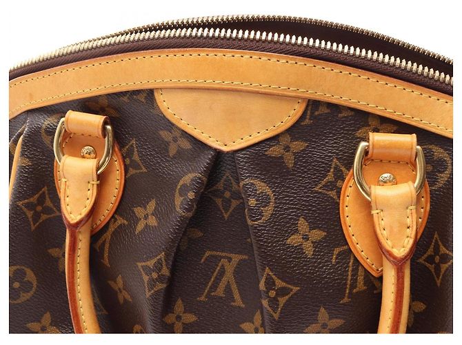 Louis Vuitton Tivoli PM Handbag Brown - vista 17