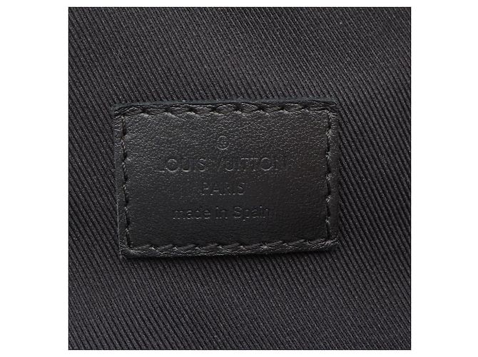 Bumbag Borsa a tracolla Louis Vuitton Discovery Nero - vista 4