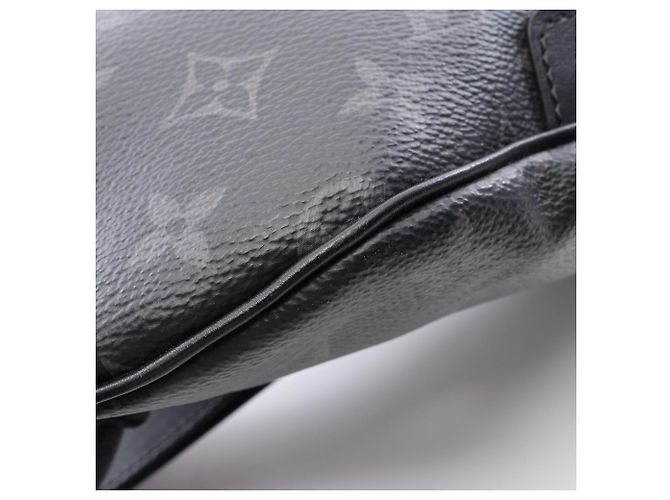 Bumbag Borsa a tracolla Louis Vuitton Discovery Nero - vista 8
