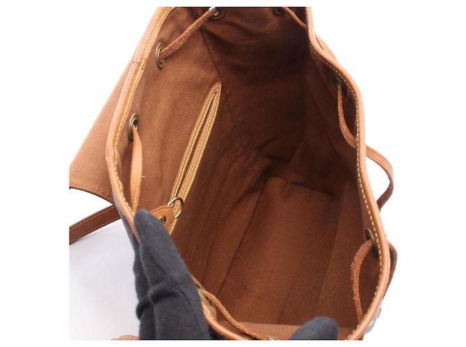 Zaino/Borsa Louis Vuitton Montsouris MM Marrone - vista 3
