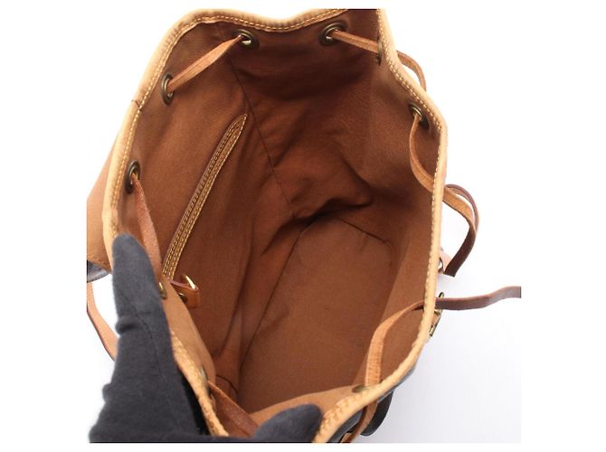 Louis Vuitton Montsouris MM Backpack/Handbag Brown - view 3