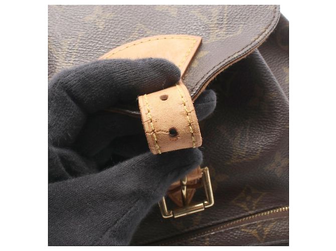 Louis Vuitton Montsouris MM Backpack/Handbag Brown - view 8