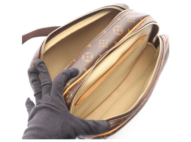 Bolso de Hombro Louis Vuitton Reporter PM Monogram Castaño - vista 3