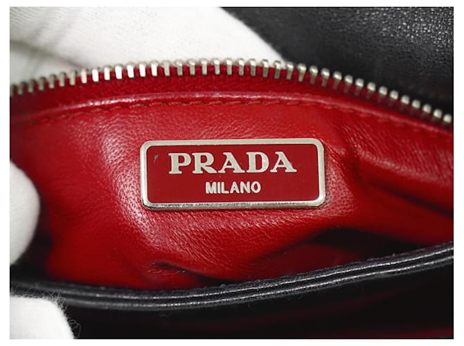 Prada Compartment Chain Flap Nappa Gaufre Small Nero - vista 5
