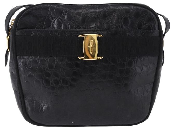 Borsa a Spalla Salvatore Ferragamo Vala in Pelle Goffrata Nera e Oro Auth ka5282 Nero D'oro - vista 13