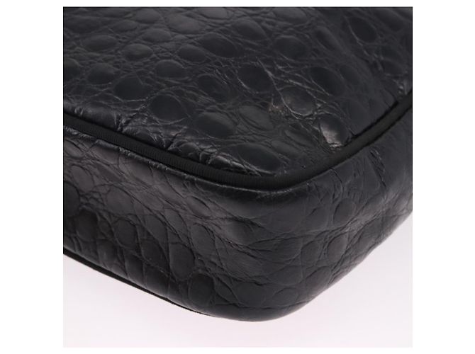 Borsa a Spalla Salvatore Ferragamo Vala in Pelle Goffrata Nera e Oro Auth ka5282 Nero D'oro - vista 16