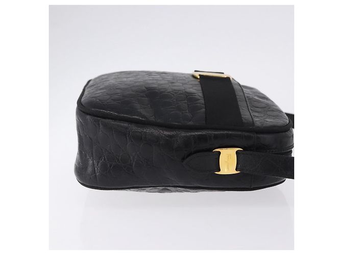 Borsa a Spalla Salvatore Ferragamo Vala in Pelle Goffrata Nera e Oro Auth ka5282 Nero D'oro - vista 3