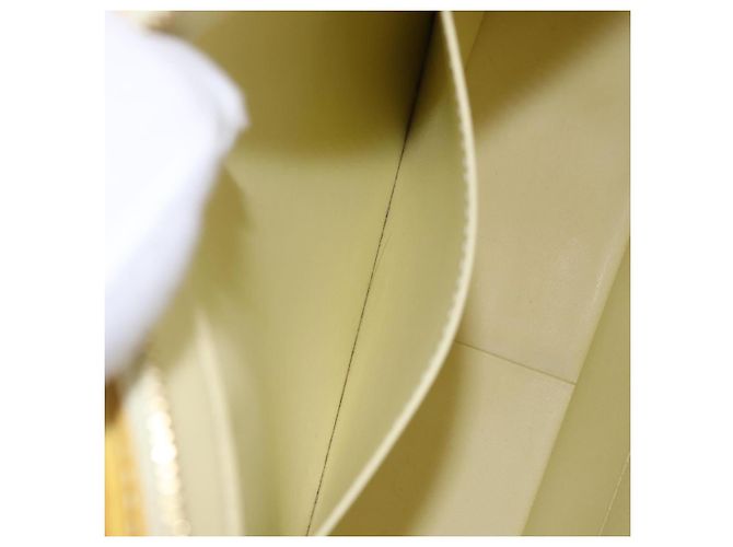 LOUIS VUITTON Monogram Vernis Columbus Tote Bag Lime Yellow M91047 Auth 192809 D'oro - vista 21