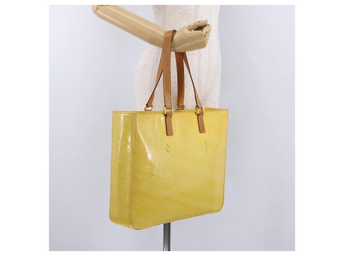 LOUIS VUITTON Monogram Vernis Columbus Tote Bag Lime Yellow M91047 Auth 192809 D'oro - vista 23
