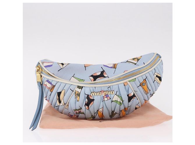Borsa a tracolla Miu Miu Matelasse in tela azzurro chiaro oro Auth 192044V D'oro Blu chiaro - vista 12