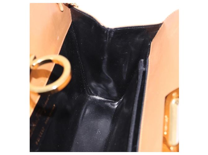 Borsa a tracolla Salvatore Ferragamo Gancini con catena in pelle marrone oro Auth 191749 - vista 18