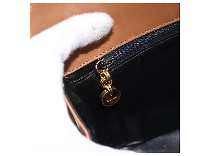 Borsa a tracolla Salvatore Ferragamo Gancini con catena in pelle marrone oro Auth 191749 - vista 20