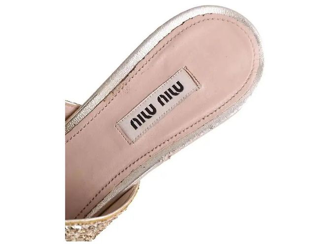 Mule Miu Miu dorate con paillettes D'oro - vista 4