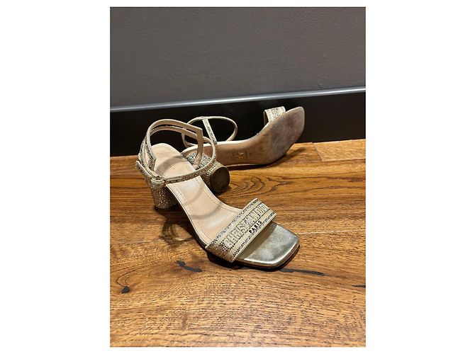 Christian Dior Dway Sandali Slingback - Oro D'oro - vista 6