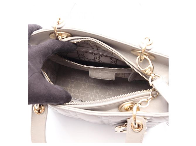 Christian Dior Dior LADY DIOR Cannage Borsa a 2 Vie Marrone - vista 3