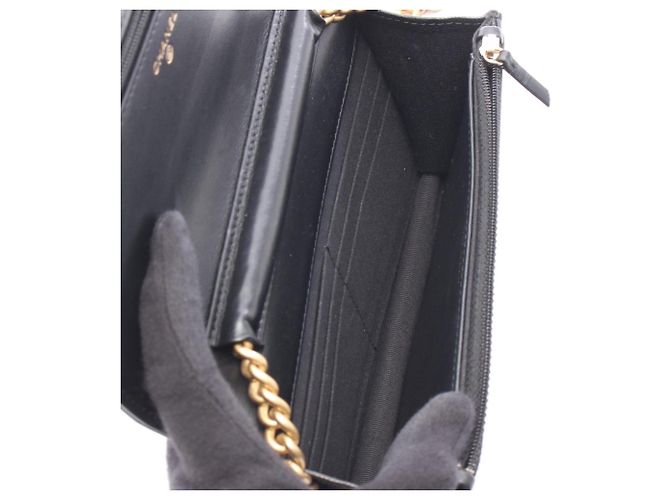 Borsa a tracolla Chanel Boy Matelassé in pelle di vitello martellata nera Nero - vista 3