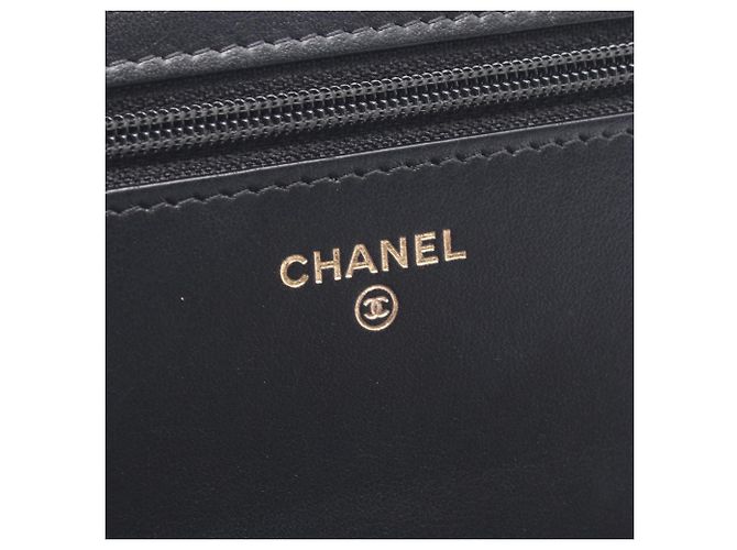 Borsa a tracolla Chanel Boy Matelassé in pelle di vitello martellata nera Nero - vista 4