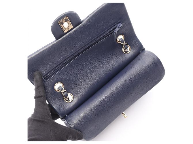 Borsa a tracolla Chanel Matelassé Double Flap Blu navy - vista 6