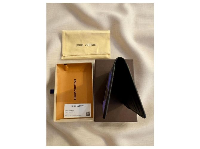 Louis Vuitton Monogram Camouflage Wallet Black Blue Multiple colors Purple - view 14