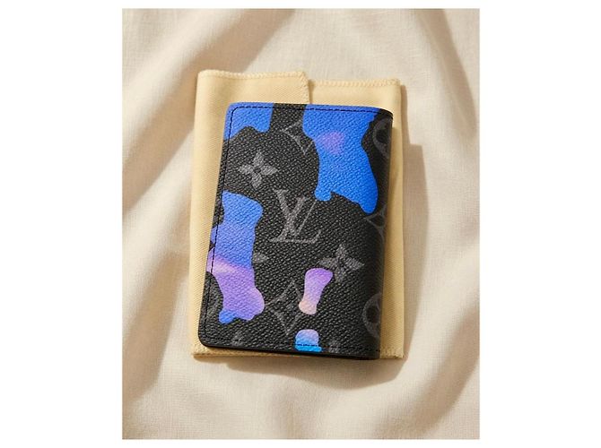 Louis Vuitton Monogram Camouflage Wallet Black Blue Multiple colors Purple - view 3