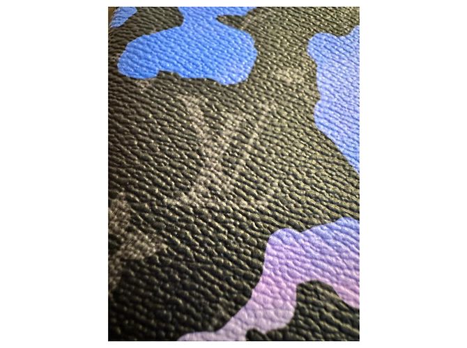 Louis Vuitton Monogram Camouflage Wallet Black Blue Multiple colors Purple - view 8
