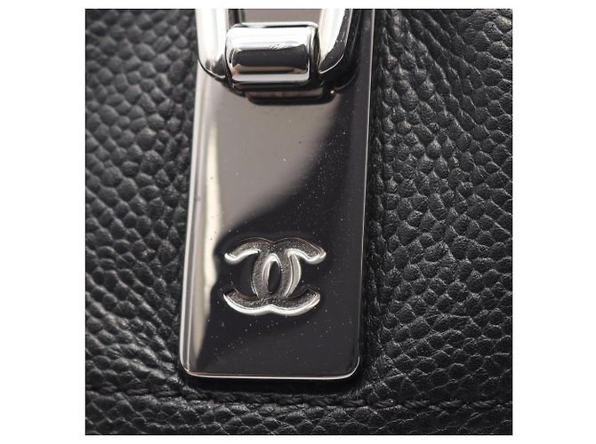 Borsa Chanel Chocolate Bar in nero - vista 10