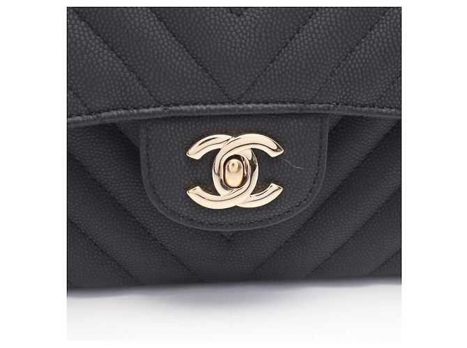 Borsa a tracolla Chanel Chevron V-Stitch Double Flap Nero - vista 8