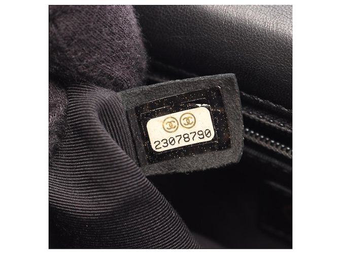 Borsa a tracolla Chanel Pagoda Flap Design Stitch Nero - vista 5