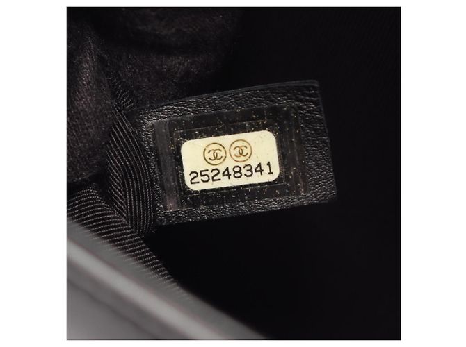 Borsa a tracolla Boy di Chanel in agnello nero - vista 5