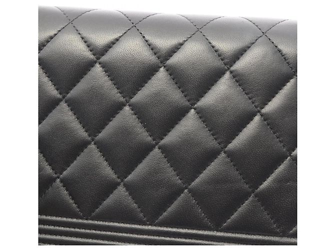 Borsa a tracolla Boy in agnello nero Chanel - vista 9