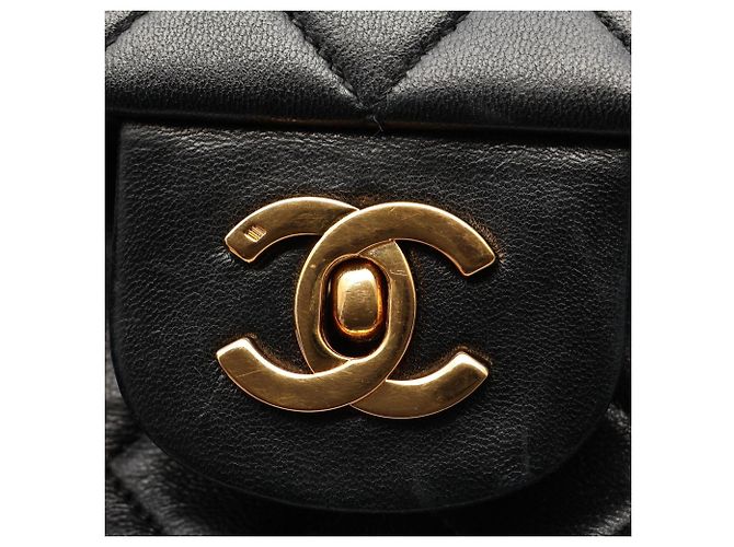 Chanel Matelassé Double Flap Schultertasche Schwarz - Ansicht 12
