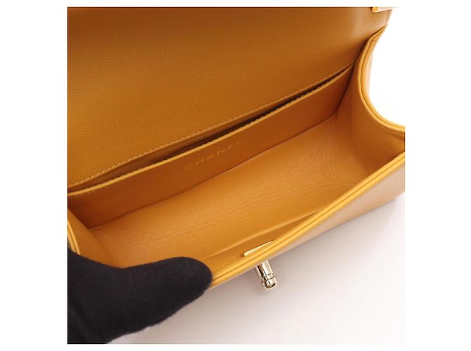 Borsa a Spalla Chanel Boy Small Giallo - vista 3