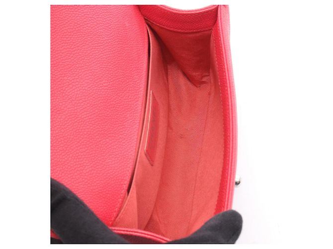 Bolso de Hombro Chanel Boy Small Roja - vista 3