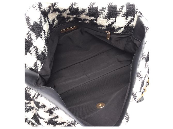 Borsa a tracolla 2-Way Chanel 19 Dixneuf Maxi Combination Hardware Houndstooth Nero Bianco - vista 3