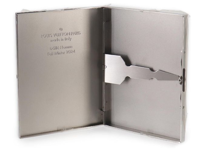 Louis Vuitton Silver Cigarette Case Silvery - view 6