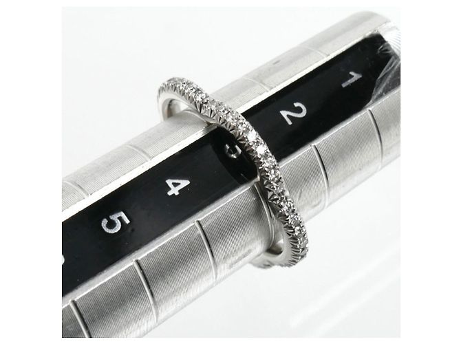 Timeless Chanel 18K Weißgold Camellia Full Eternity Ring - Ansicht 5