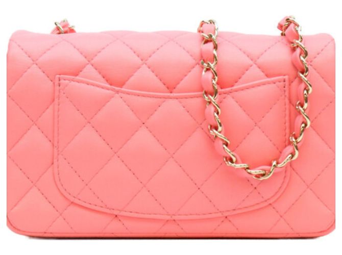 Borsa a tracolla Chanel Mini Matelassé in agnello Rosa - vista 3