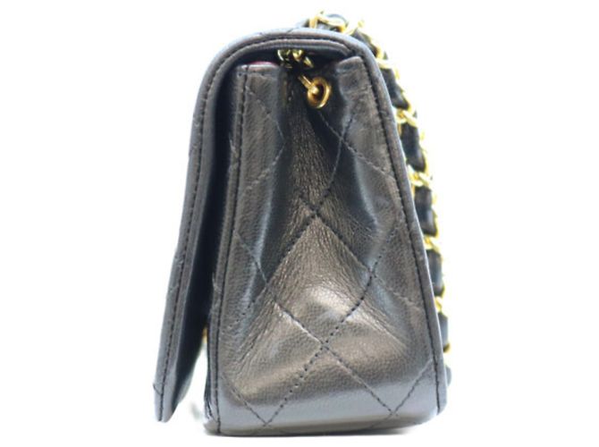 Chanel A03571 Turnlock Full Flap Mini Matelassé 19 Bolsa de Ombro Preto - vista 2