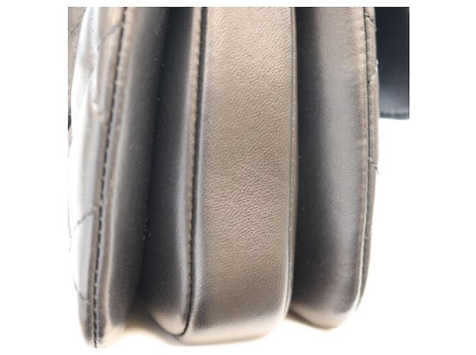 Borsa a tracolla mini Chanel Lambskin Trendy CC Nero - vista 9