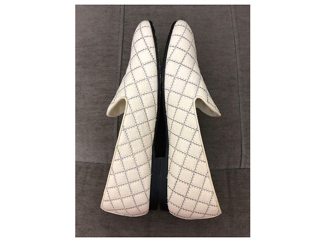 Chanel Loafer aus gestepptem Leder Weiß - Ansicht 6