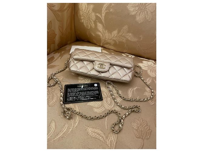 Borsa a tracolla Chanel in pelle dorata D'oro - vista 15