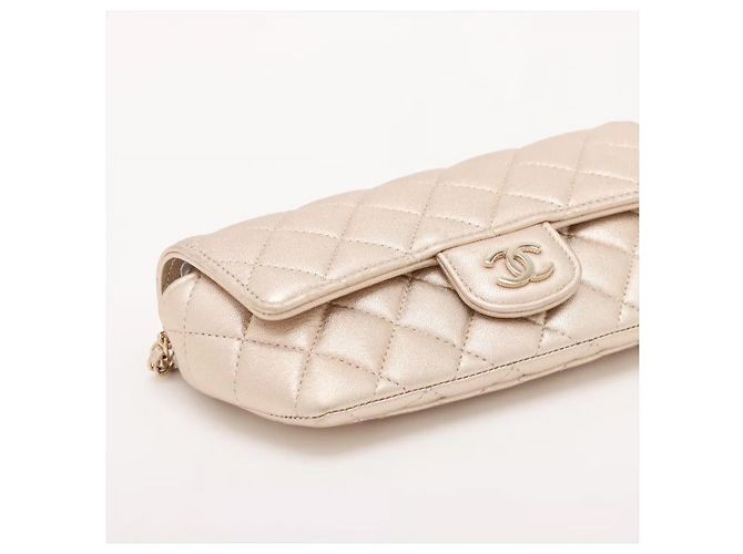 Borsa a tracolla Chanel in pelle dorata D'oro - vista 6