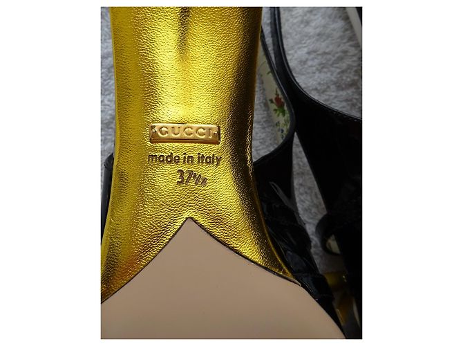 Gucci Slingback Pumps aus Lackleder Schwarz Golden - Ansicht 8