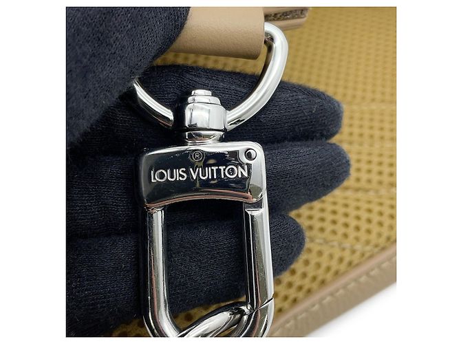 Borsa a tracolla in pelle di vitello Louis Vuitton Beige - vista 11