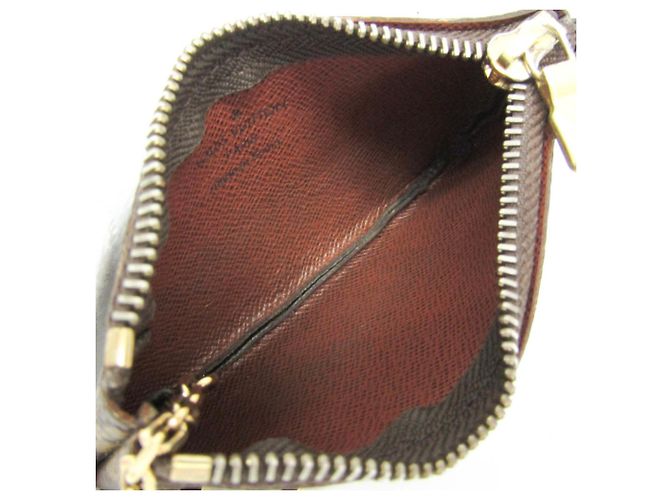 Louis Vuitton Monogram Key Pouch M62650 Castaño - vista 3