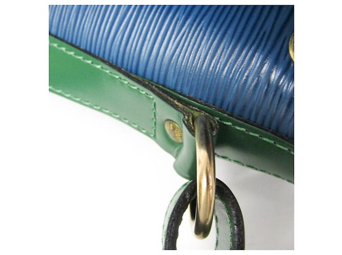 Borsa a tracolla da donna Louis Vuitton Epi Noe M44084 - vista 8